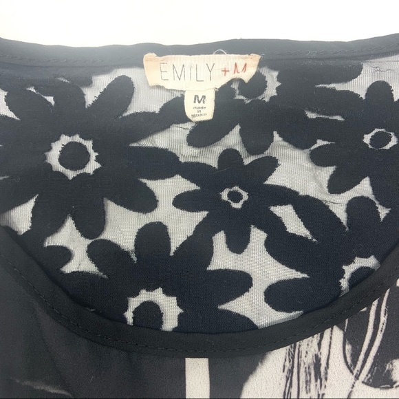 EMILY + M Multi fabric mod top - Picture 4 of 8